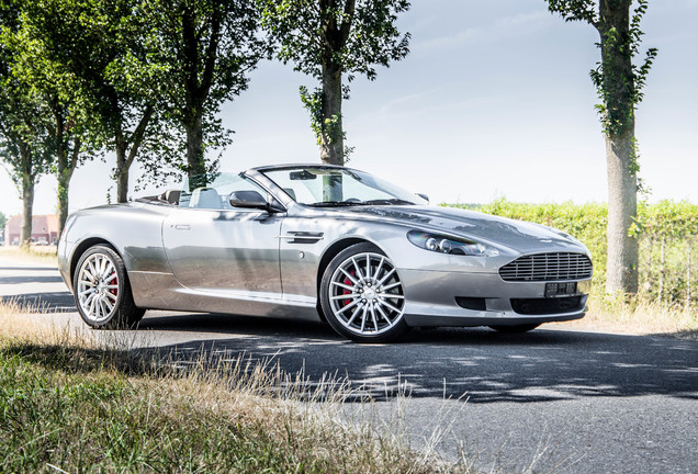 Aston Martin DB9 Volante