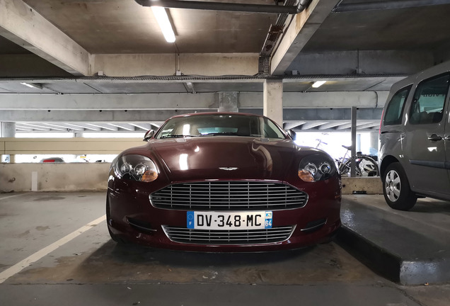 Aston Martin DB9 Volante