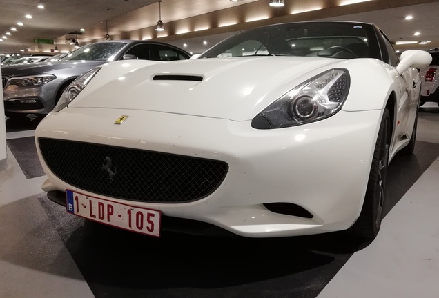 Ferrari California