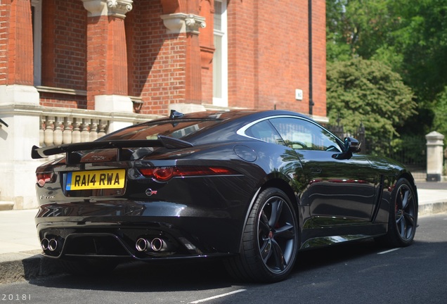 Jaguar F-TYPE SVR Coupé 2017