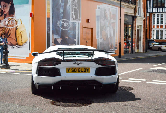 Lamborghini Aventador LP700-4