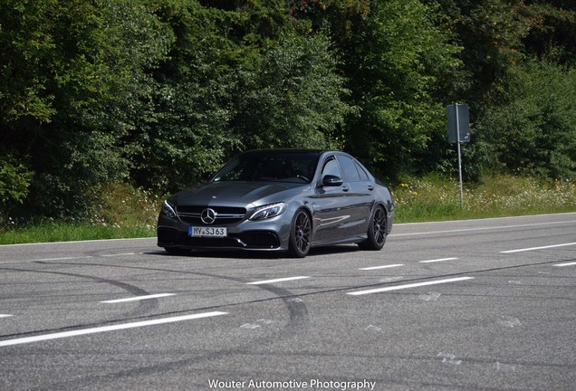 Mercedes-AMG C 63 S W205