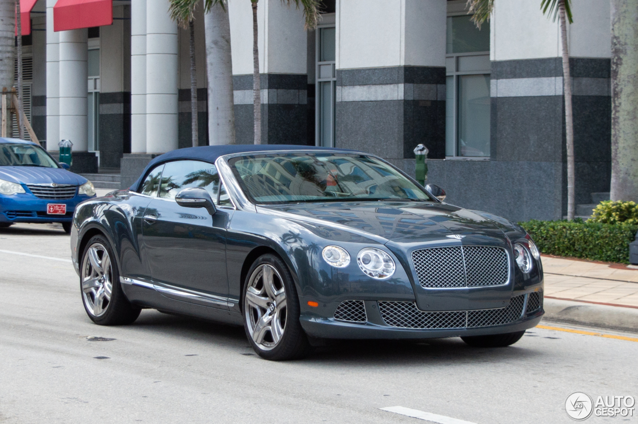 Bentley Continental GTC 2012