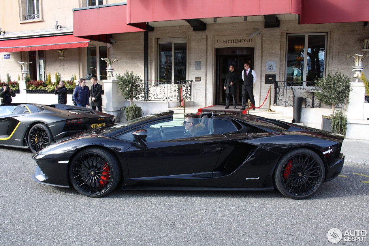 Lamborghini Aventador S LP740-4 Roadster