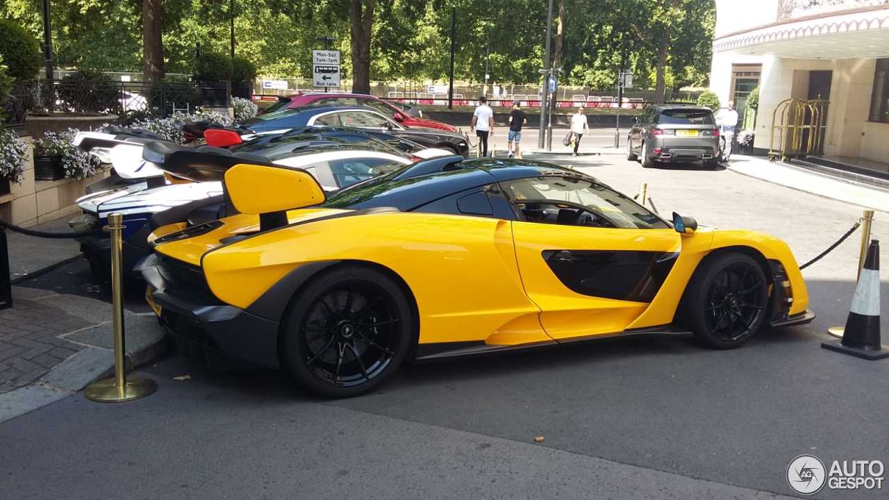 McLaren Senna