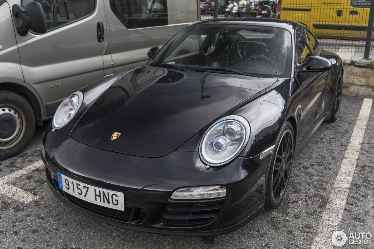 Porsche 997 Carrera 4 GTS