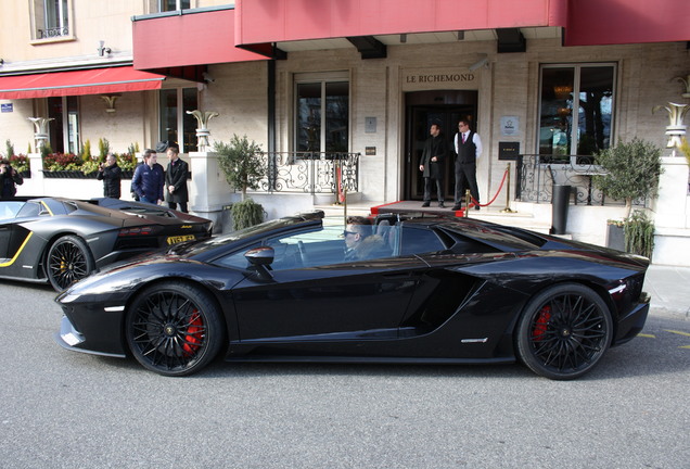 Lamborghini Aventador S LP740-4 Roadster