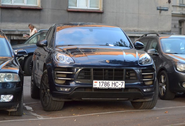 Porsche 95B Macan Turbo