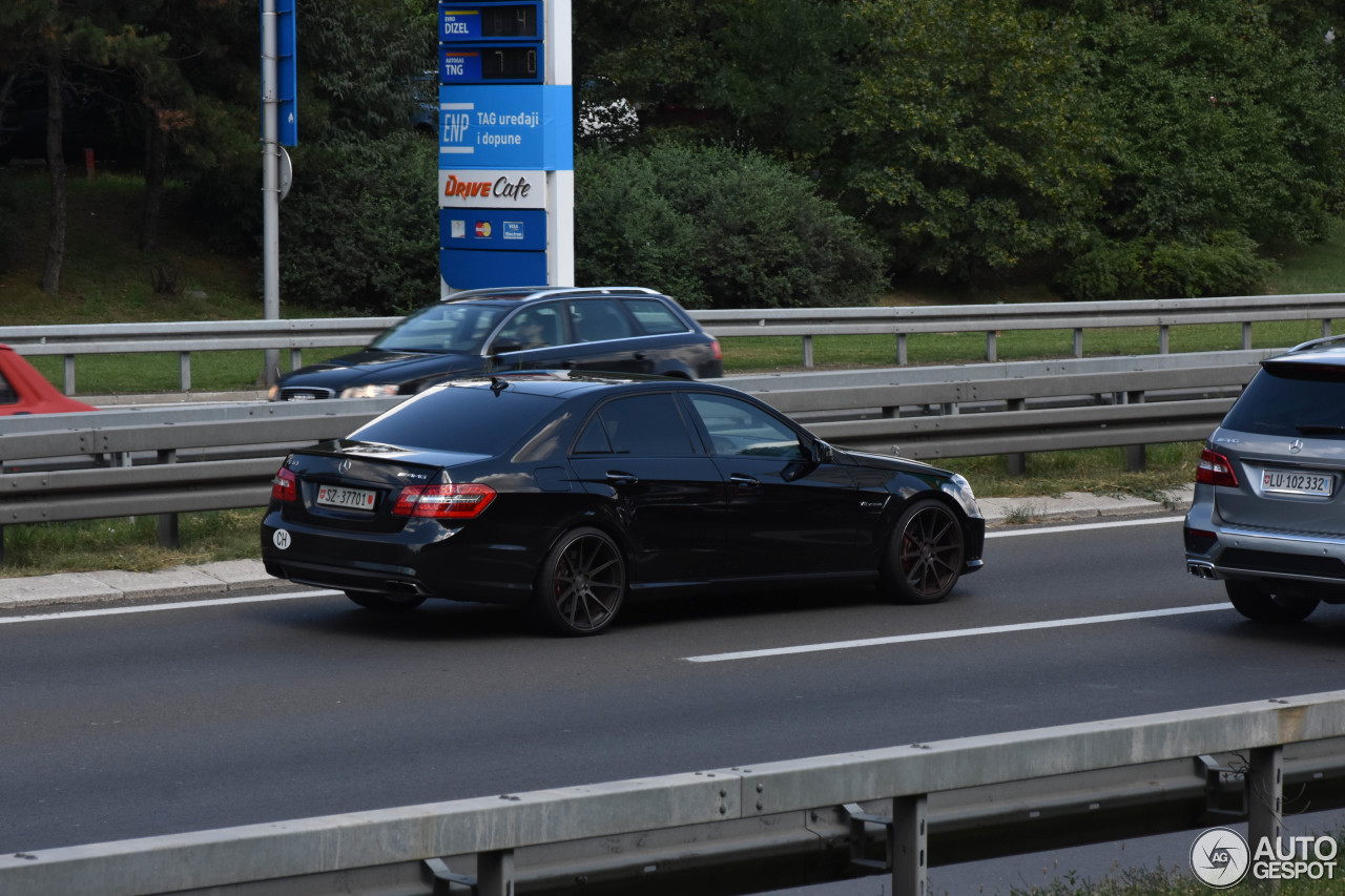 Mercedes-Benz E 63 AMG W212 V8 Biturbo