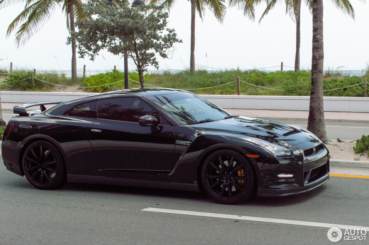 Nissan GT-R 2013