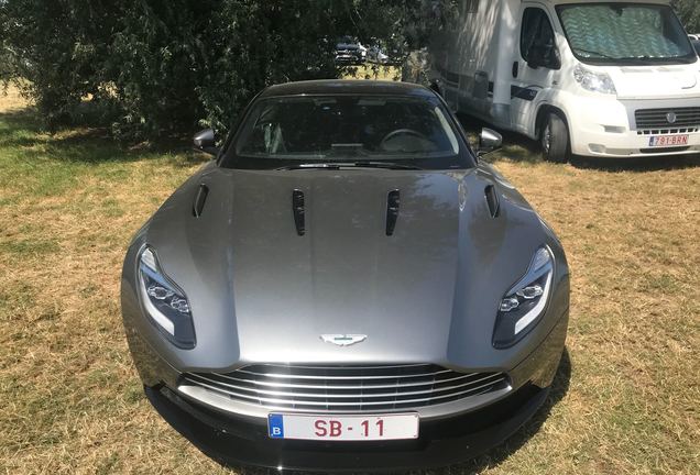 Aston Martin DB11