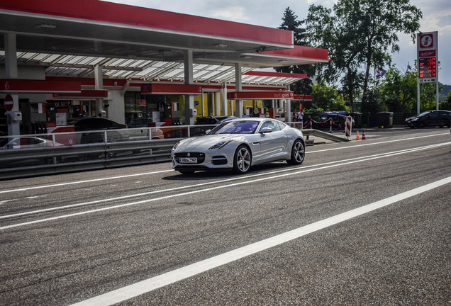 Jaguar F-TYPE R Coupé 2017