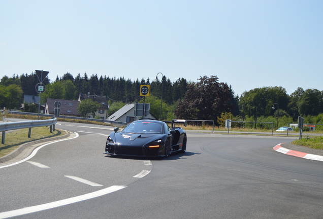 McLaren Senna