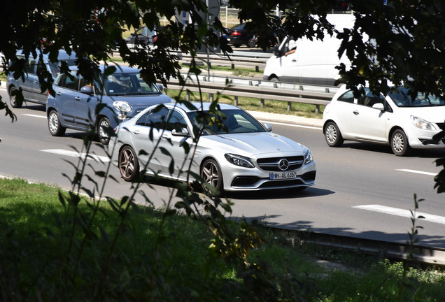 Mercedes-AMG C 63 S W205