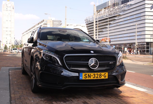 Mercedes-AMG GLA 45 X156