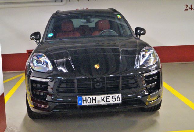 Porsche 95B Macan GTS