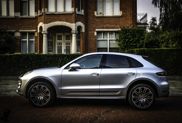 Porsche 95B Macan Turbo