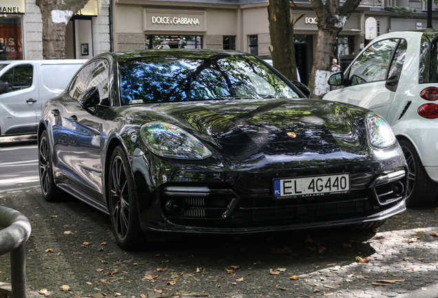 Porsche 971 Panamera Turbo S E-Hybrid