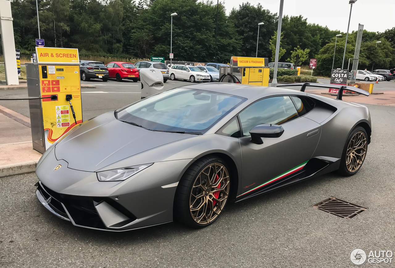 Lamborghini Huracán LP640-4 Performante