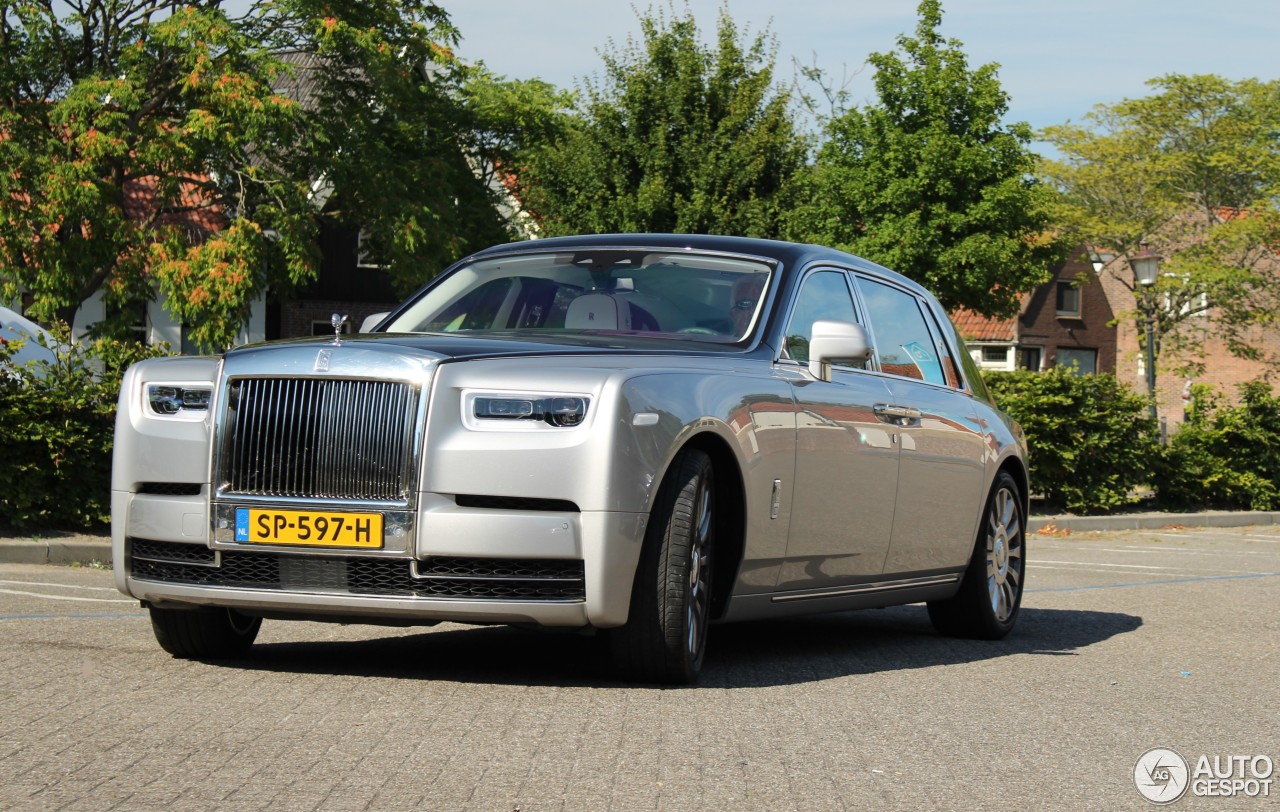 Rolls-Royce Phantom VIII EWB