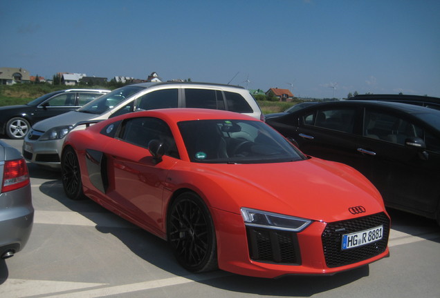 Audi R8 V10 Plus 2015