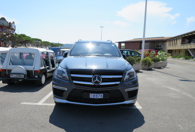 Mercedes-Benz GL 63 AMG X166