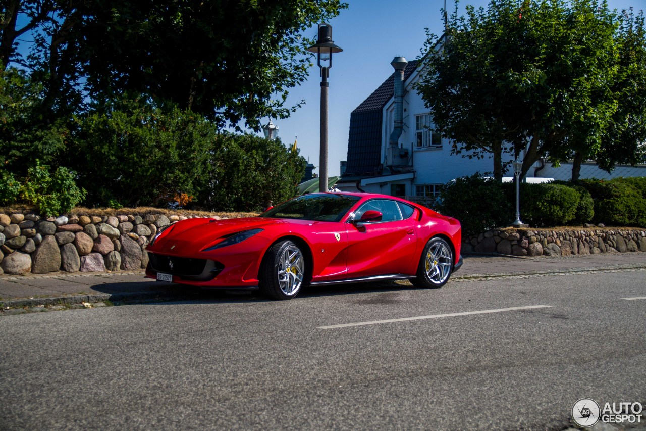 Ferrari 812 Superfast