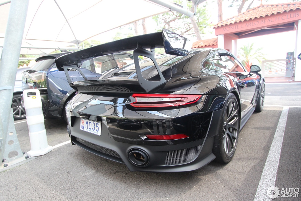 Porsche 991 GT2 RS Weissach Package