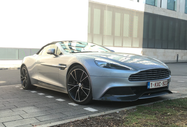 Aston Martin Vanquish Volante