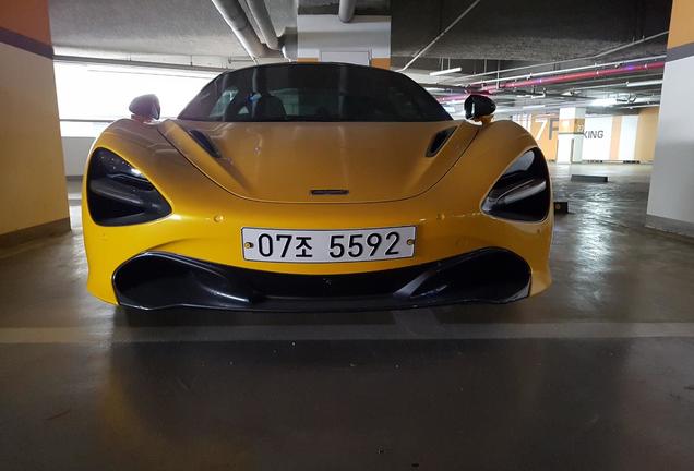 McLaren 720S