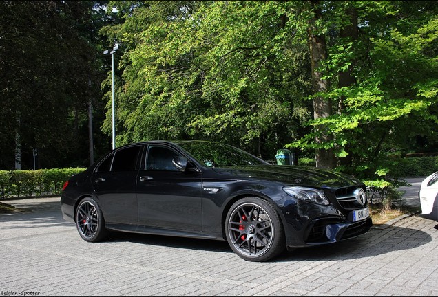 Mercedes-AMG E 63 S W213