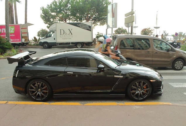 Nissan GT-R 2011