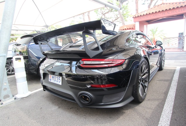 Porsche 991 GT2 RS Weissach Package