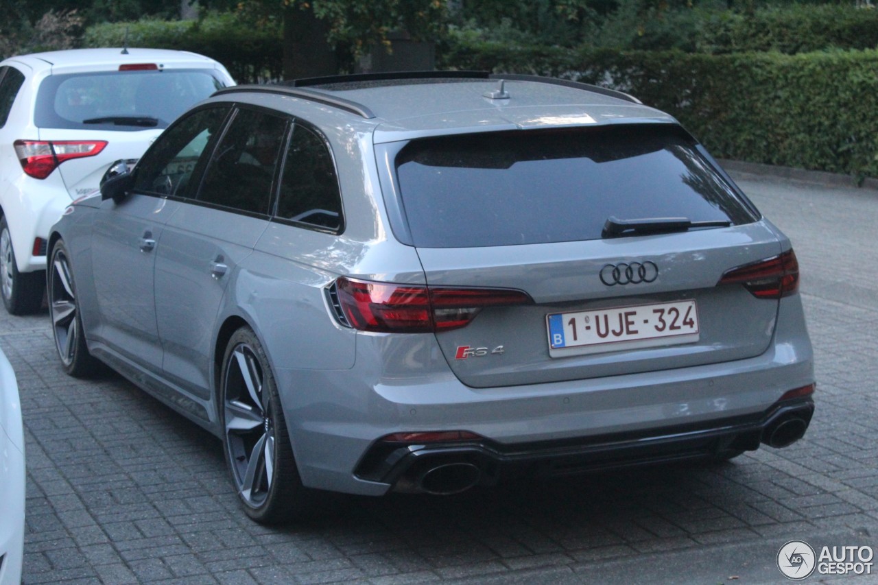 Audi RS4 Avant B9