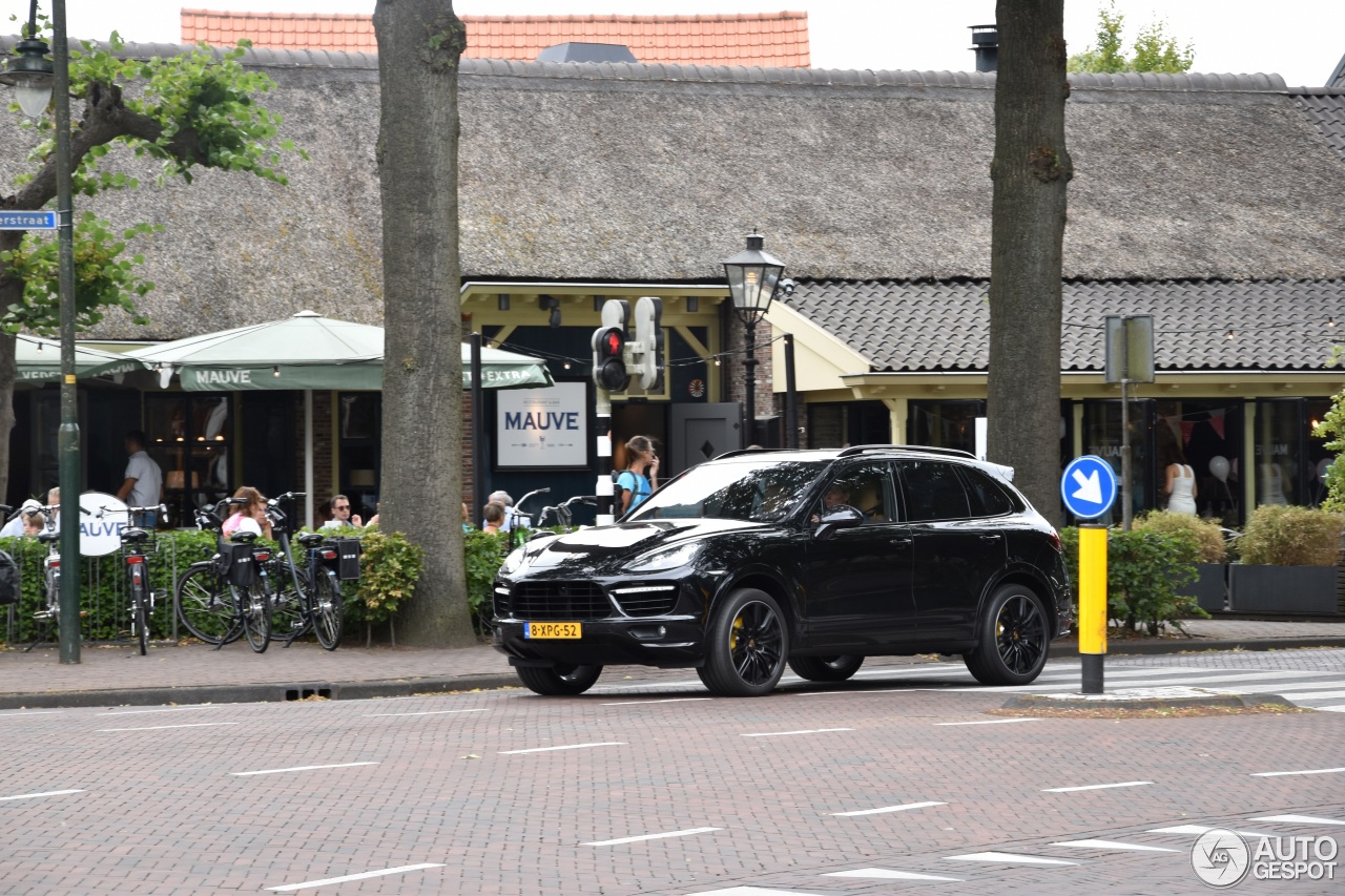 Porsche 958 Cayenne Turbo S