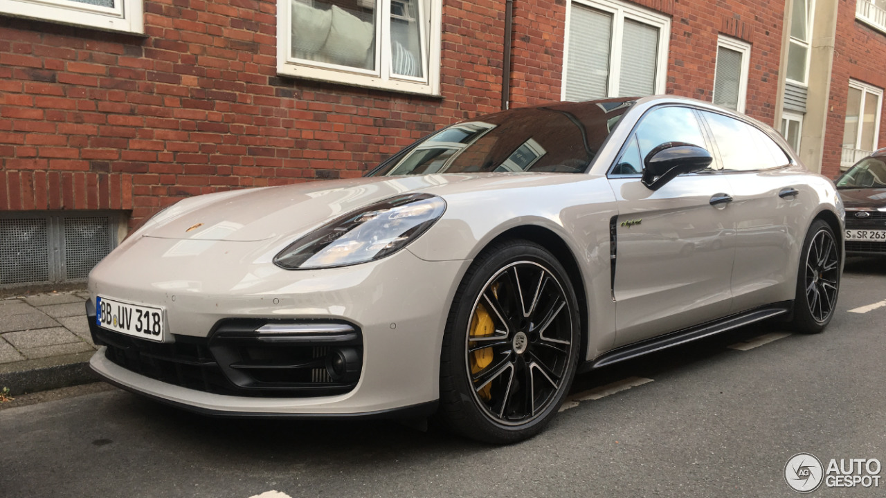 Porsche 971 Panamera Turbo S E-Hybrid Sport Turismo