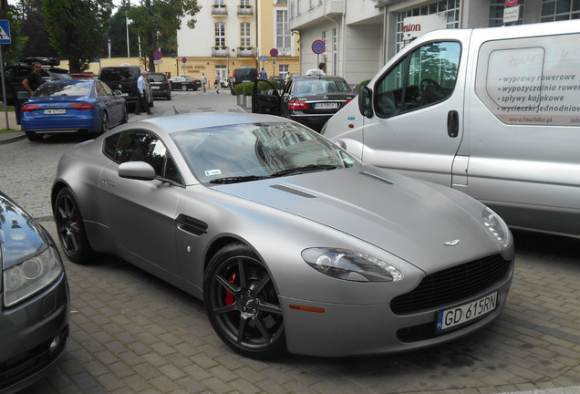 Aston Martin V8 Vantage