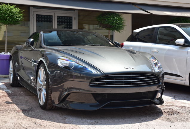 Aston Martin Vanquish Volante