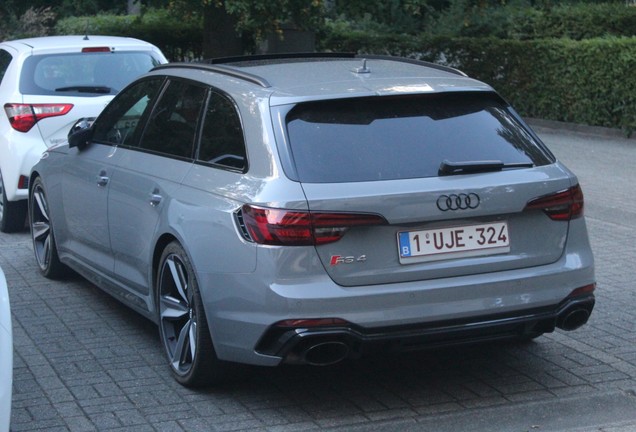 Audi RS4 Avant B9