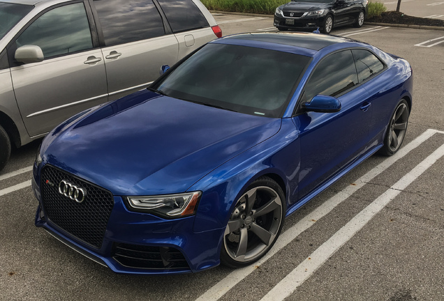 Audi RS5 B8 2012