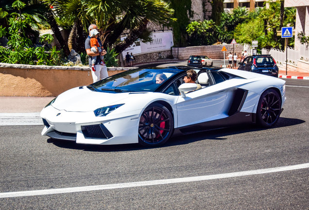 Lamborghini Aventador LP700-4 Roadster