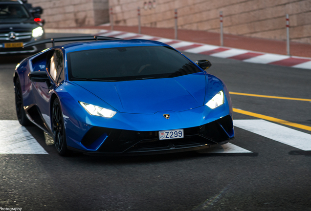 Lamborghini Huracán LP640-4 Performante