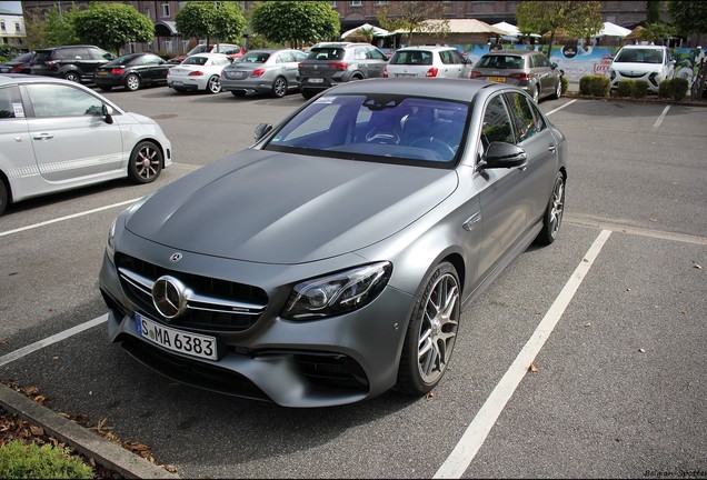 Mercedes-AMG E 63 S W213