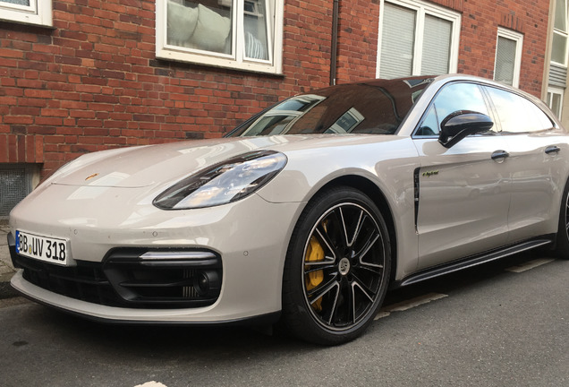 Porsche 971 Panamera Turbo S E-Hybrid Sport Turismo