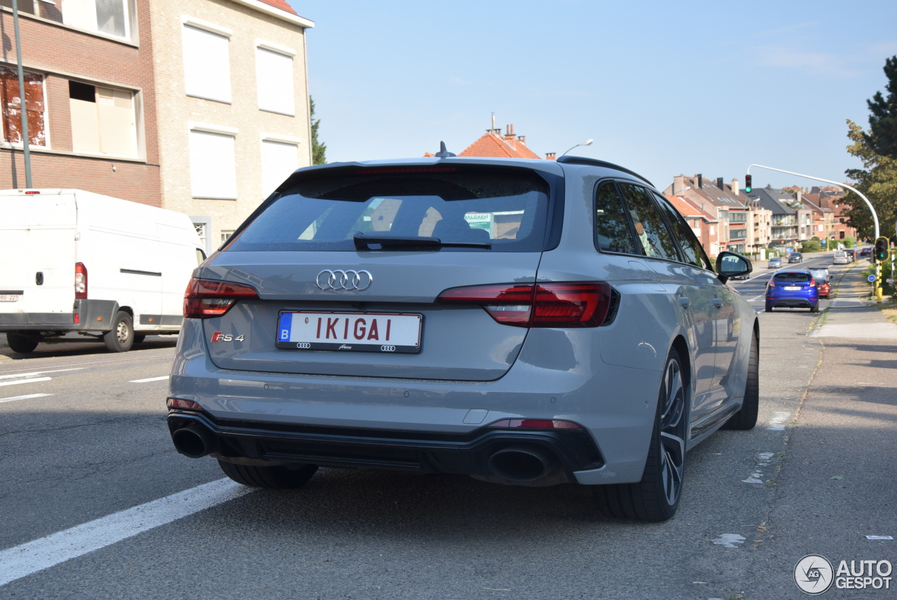 Audi RS4 Avant B9