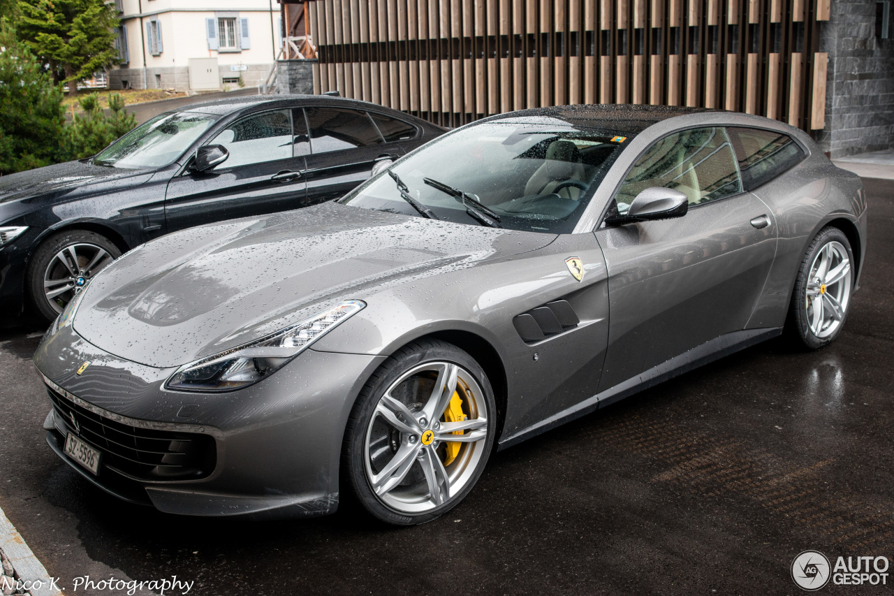 Ferrari GTC4Lusso