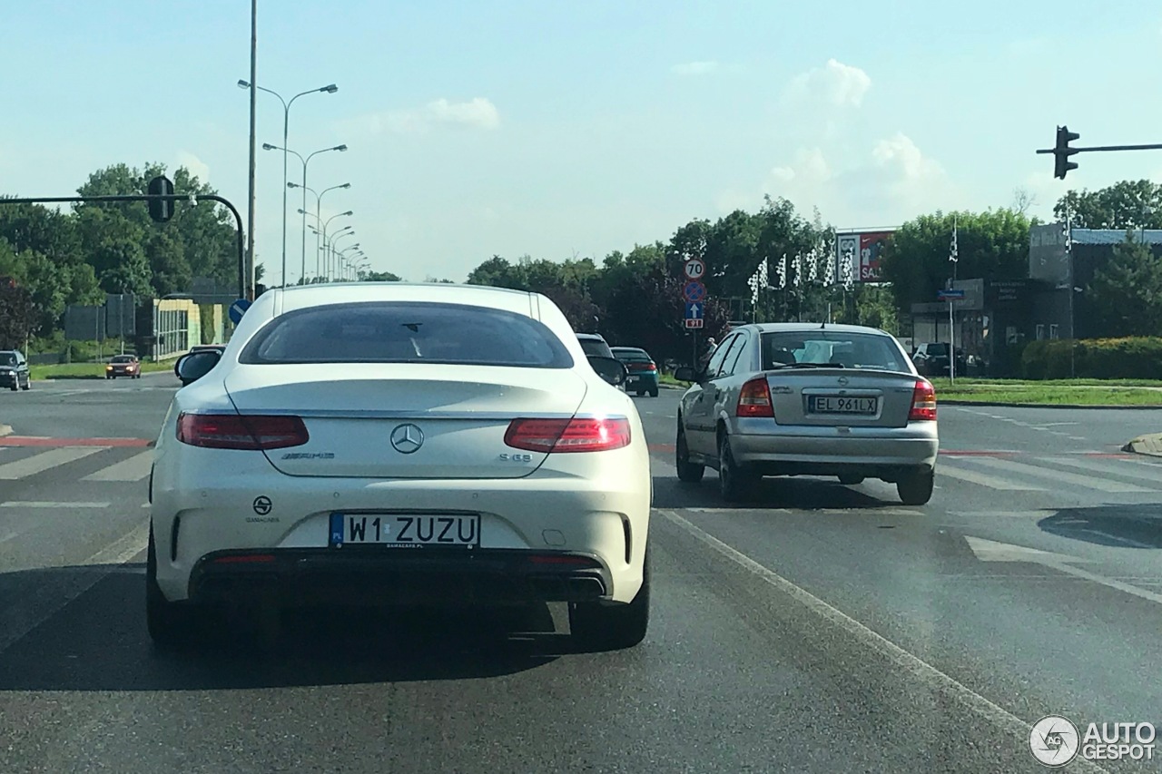 Mercedes-AMG S 63 Coupé C217