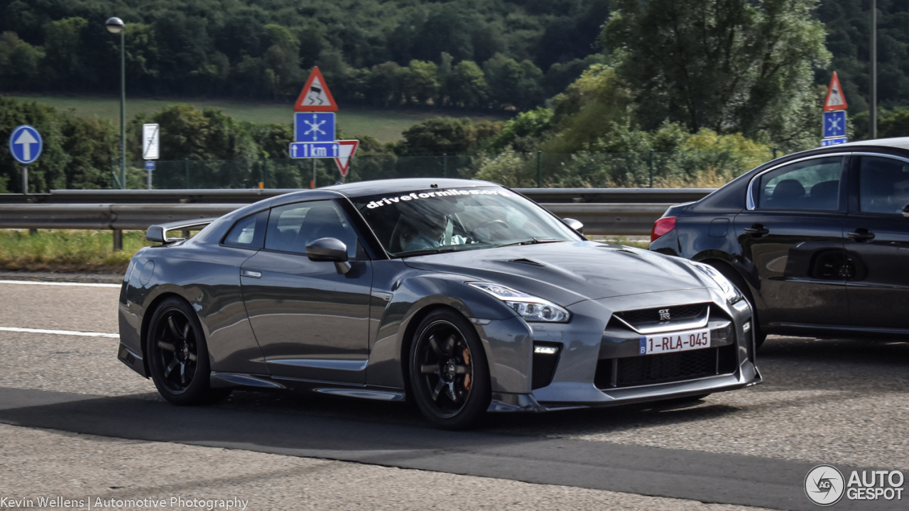 Nissan GT-R 2017 Track Edition