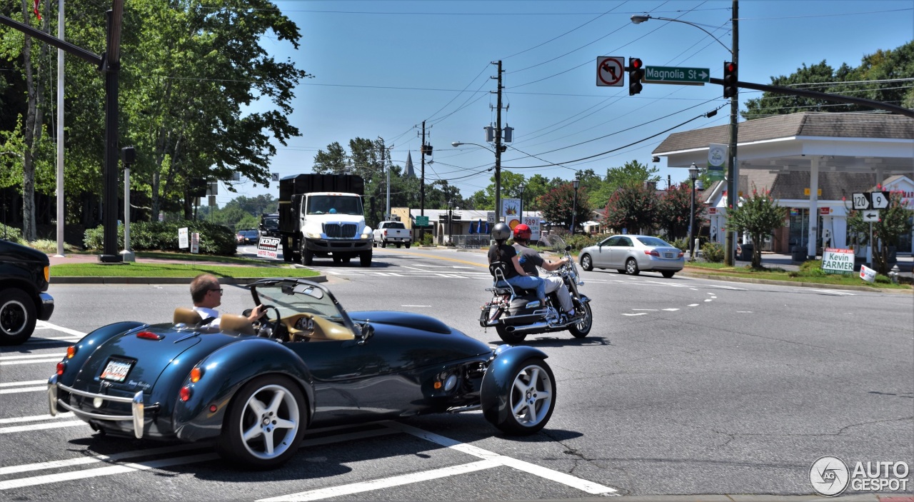 Panoz AIV Roadster