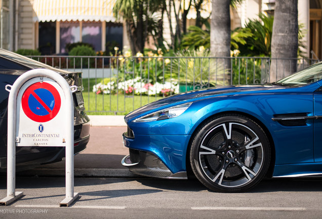 Aston Martin Vanquish S Volante 2017